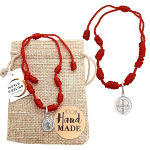 WORLD GOBLINS Pulsera de Hilo Rojo y San Benito Plata de Ley 925. Suerte y Proteccion contra el Mal de Ojo para Familia, Parejas y Amistad. Ajustable. Regalos Originales Religiosos (San Benito 925)
