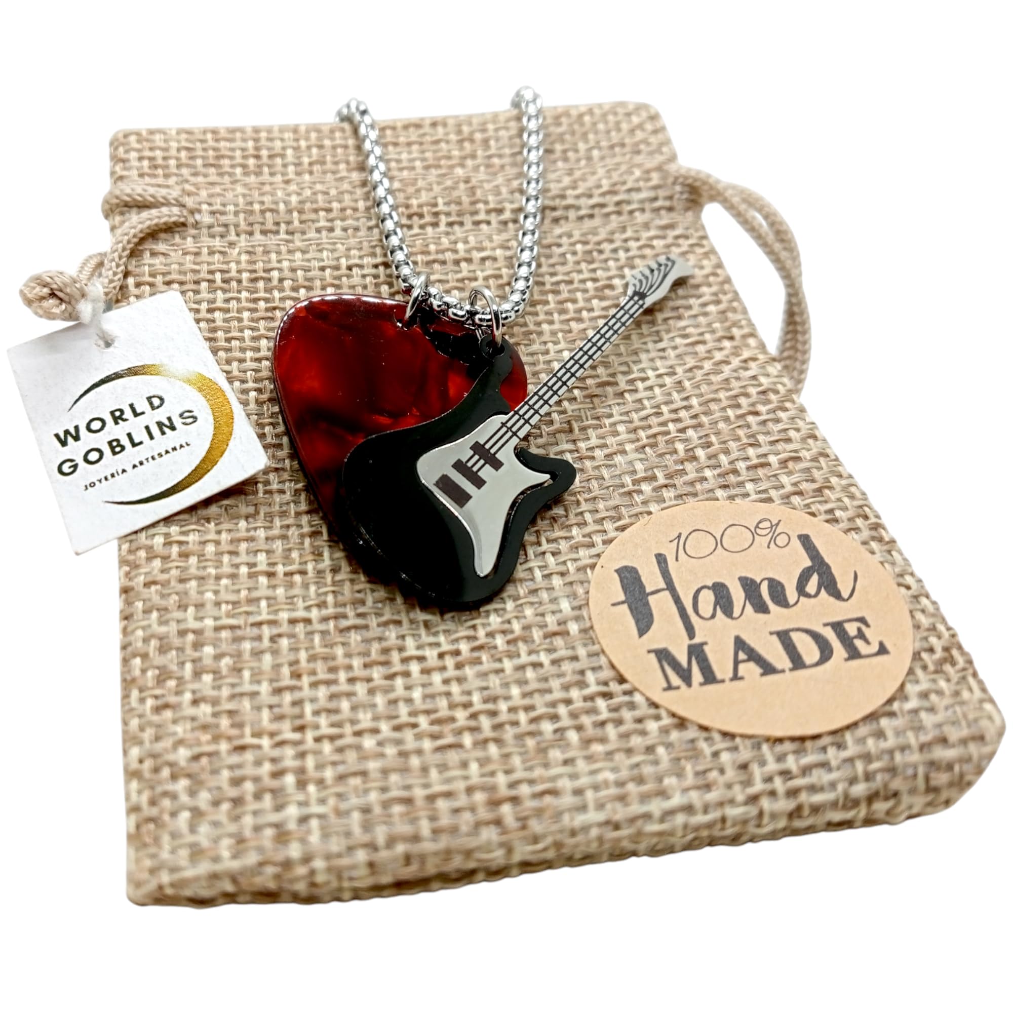 WORLD GOBLINS Collar Guitarra Eléctrica con Púa Roja Burdeos en Titanio para Hombre, Cadena Acero Inoxidable 65 cm, Colgante Rock Punk Hip Hop, Regalo Original para Músicos y Guitarristas